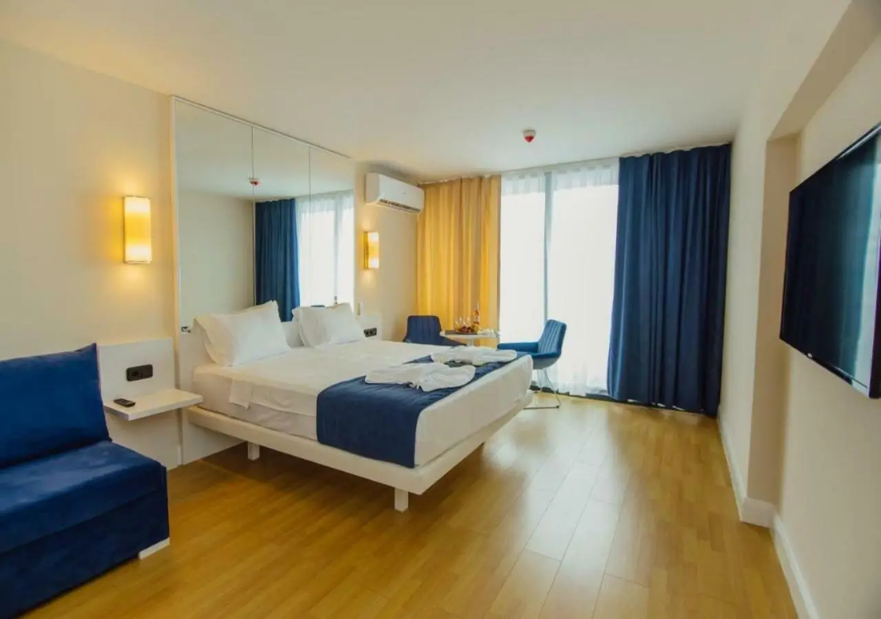 Aparthotel Orbi City sea view