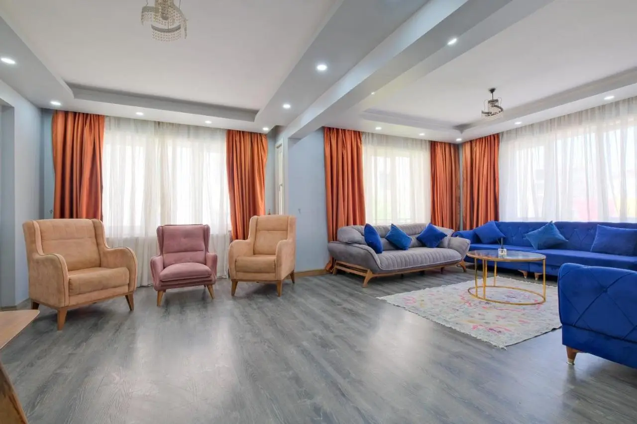 DAHB Luxury Apartments in Talimhane