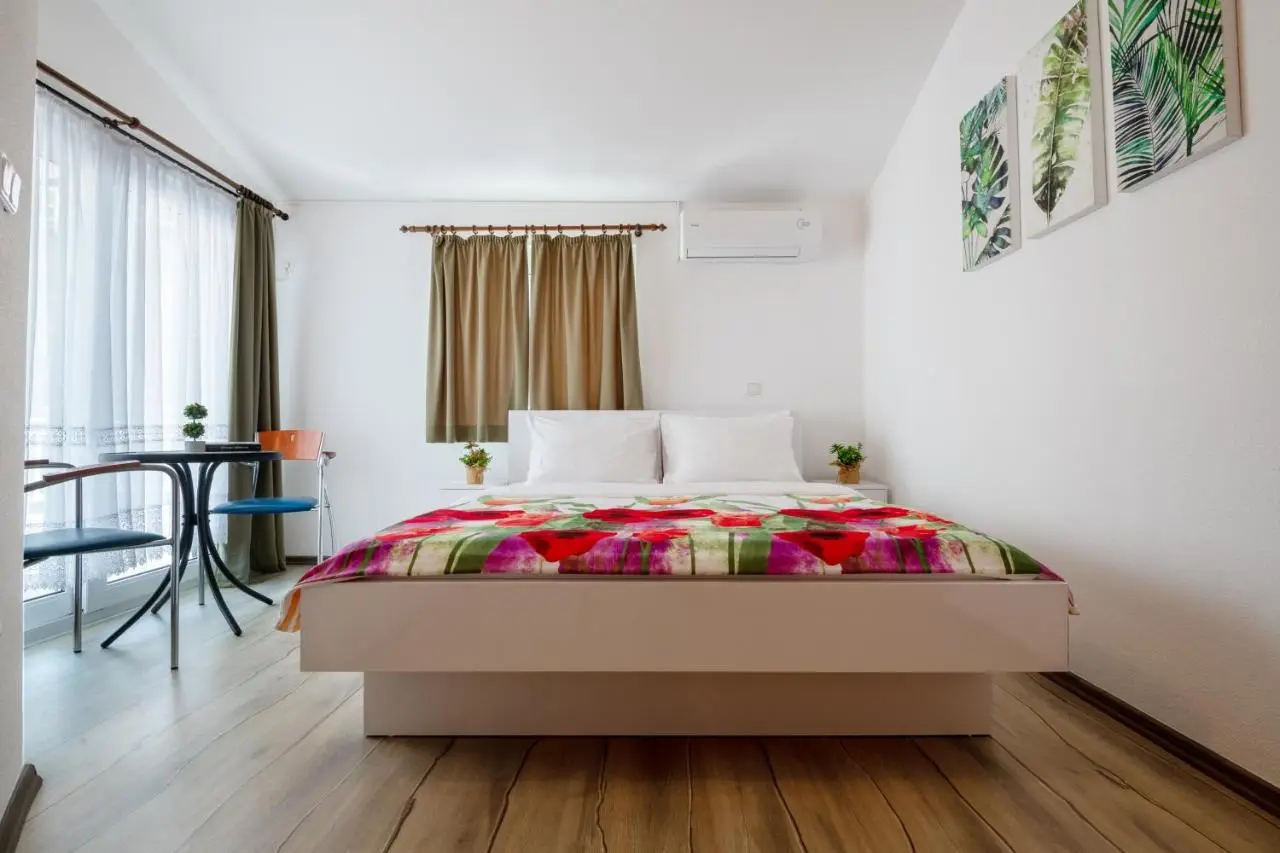 Apartments Njavro Neum