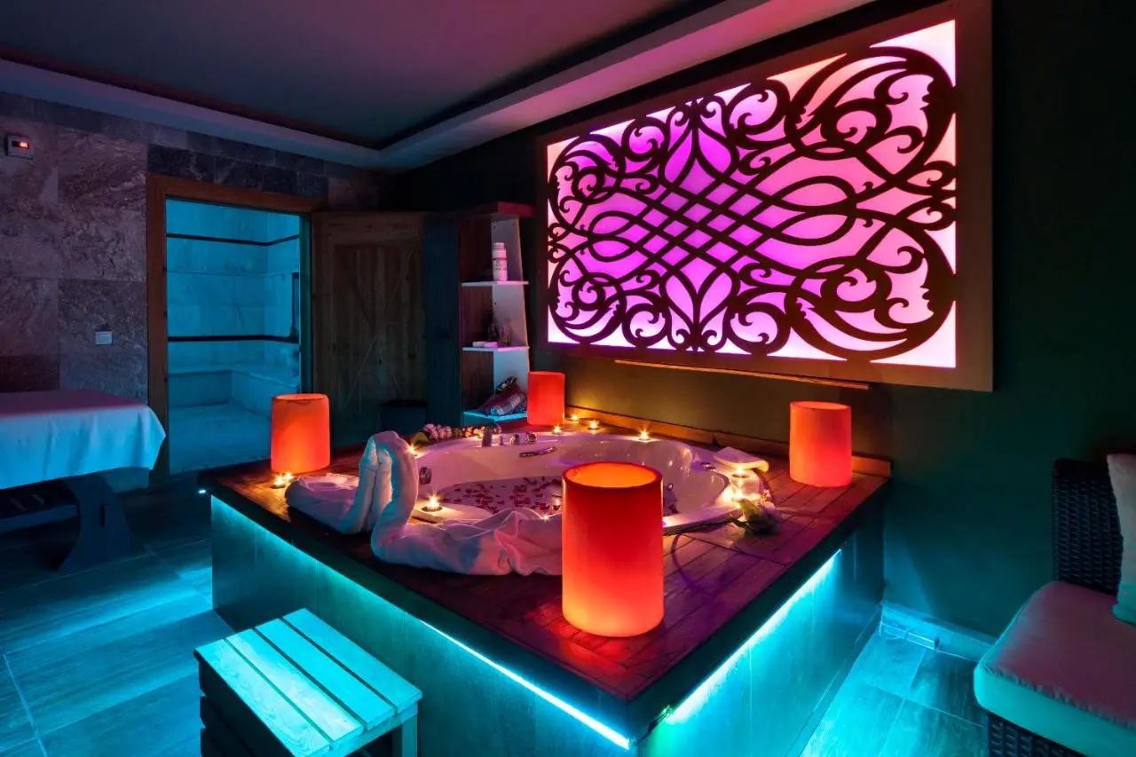 Golden Age Hotel Yalıkavak Bodrum
