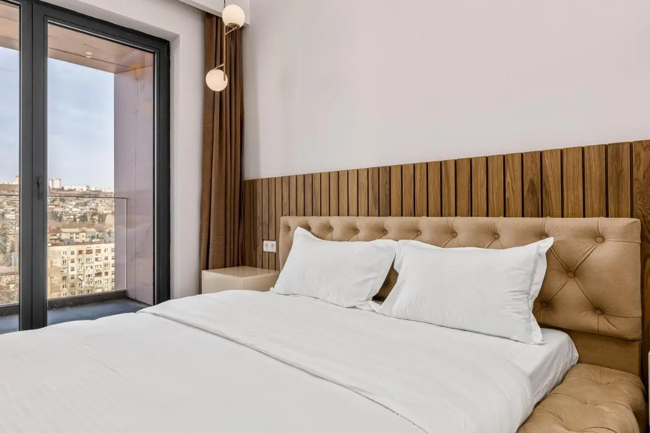 Luxury Hilton-Style Apartment Old Tbilisi Metro