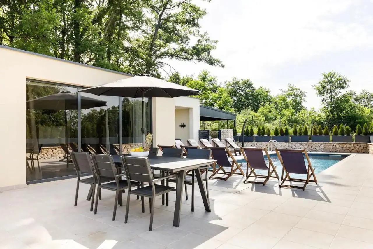 Villa Noel Međugorje - Luxury Holiday Home with Pool
