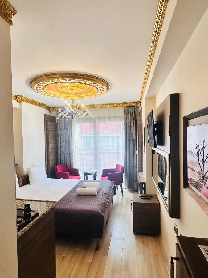 Taksim Castle Suites
