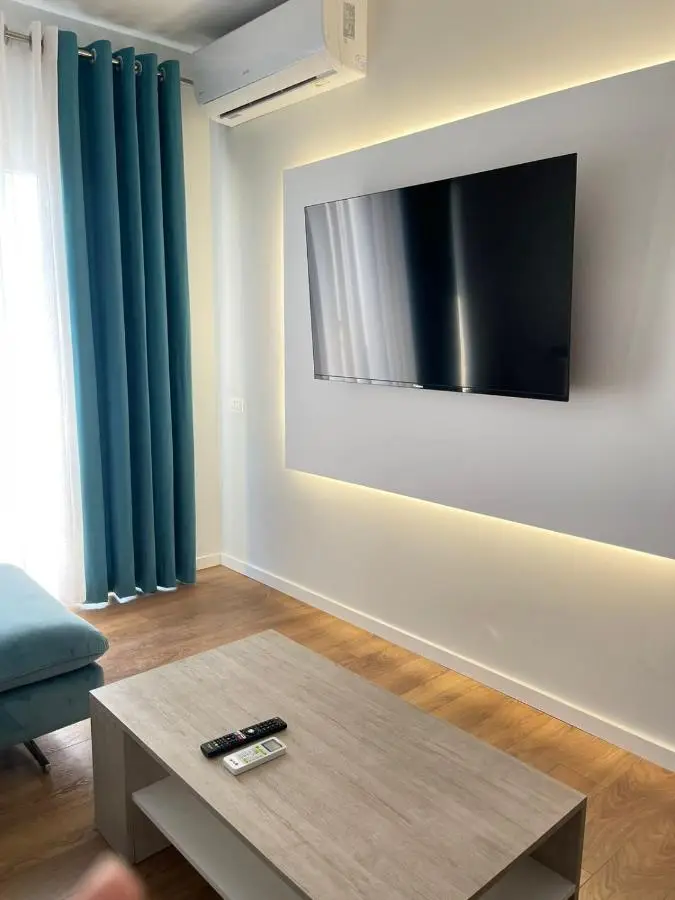 Jur Apartment