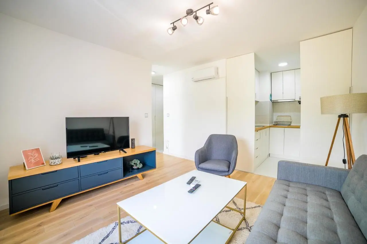 Sun Square Apartments