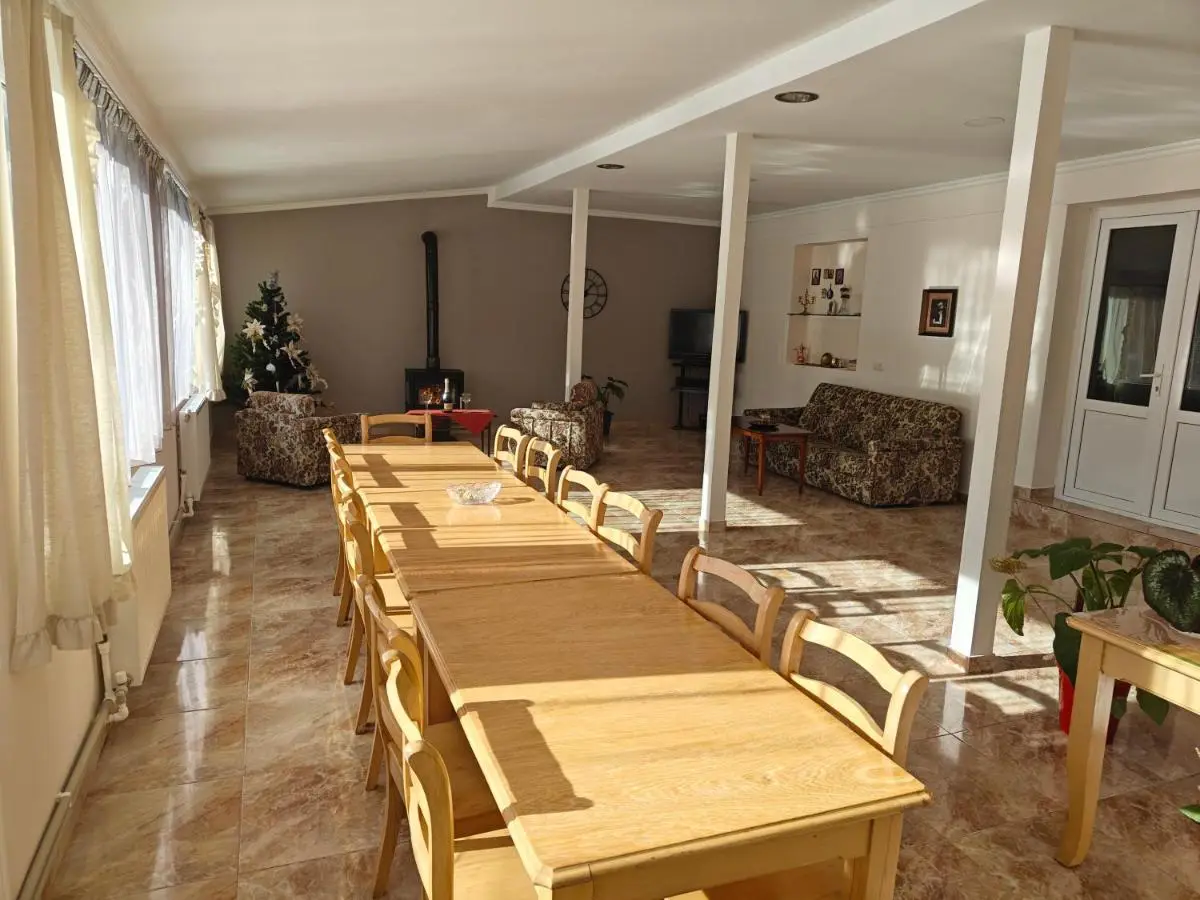 Tuz House R5