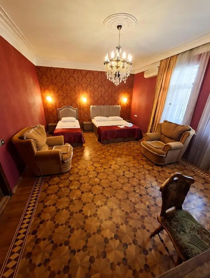 Versailles Boutigue Hotel - Baku, Nizami Street