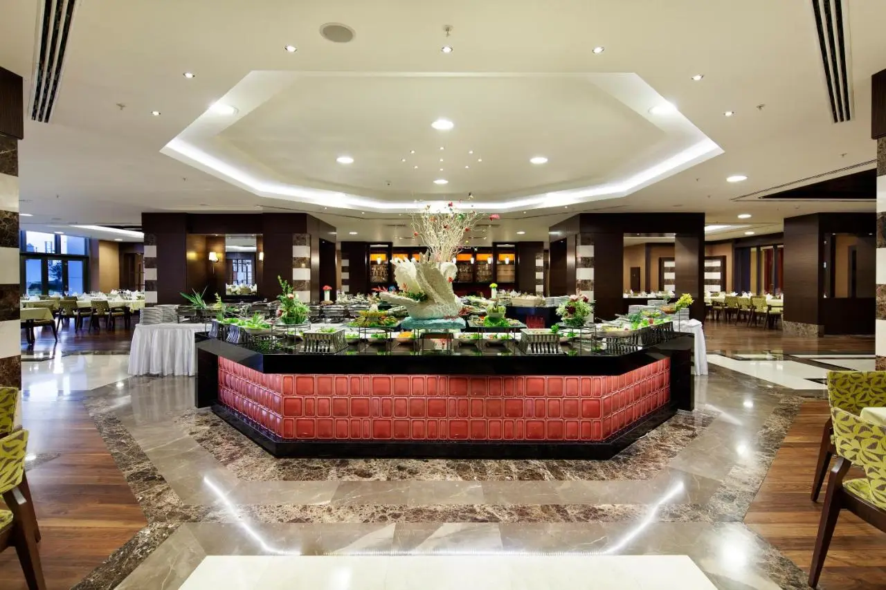 The Green Park Pendik