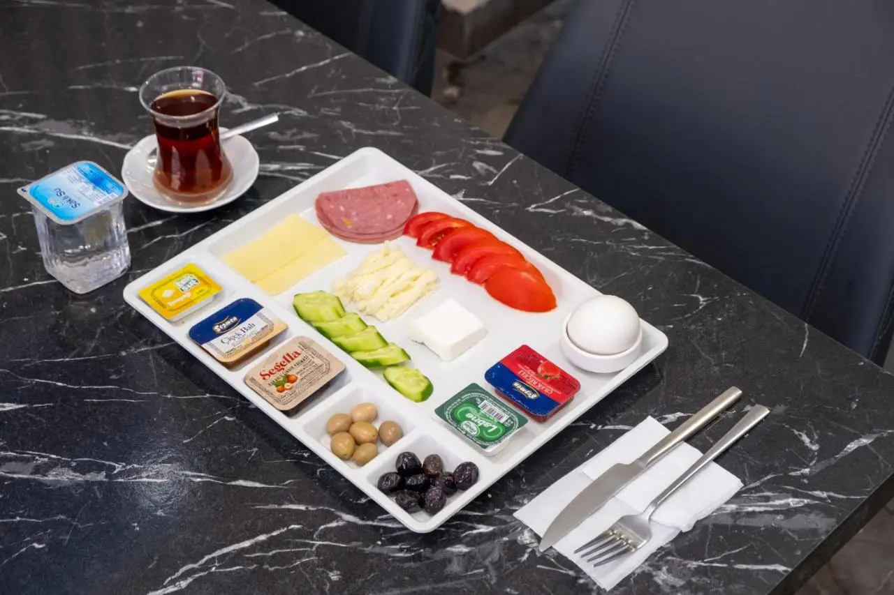 Megalos Galata Hotel