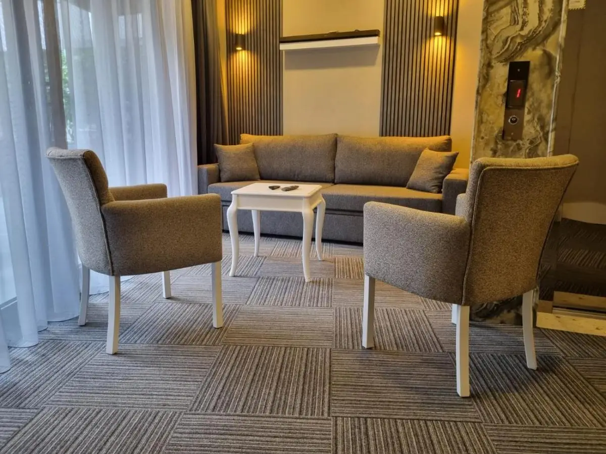 Mia Berre Hotels