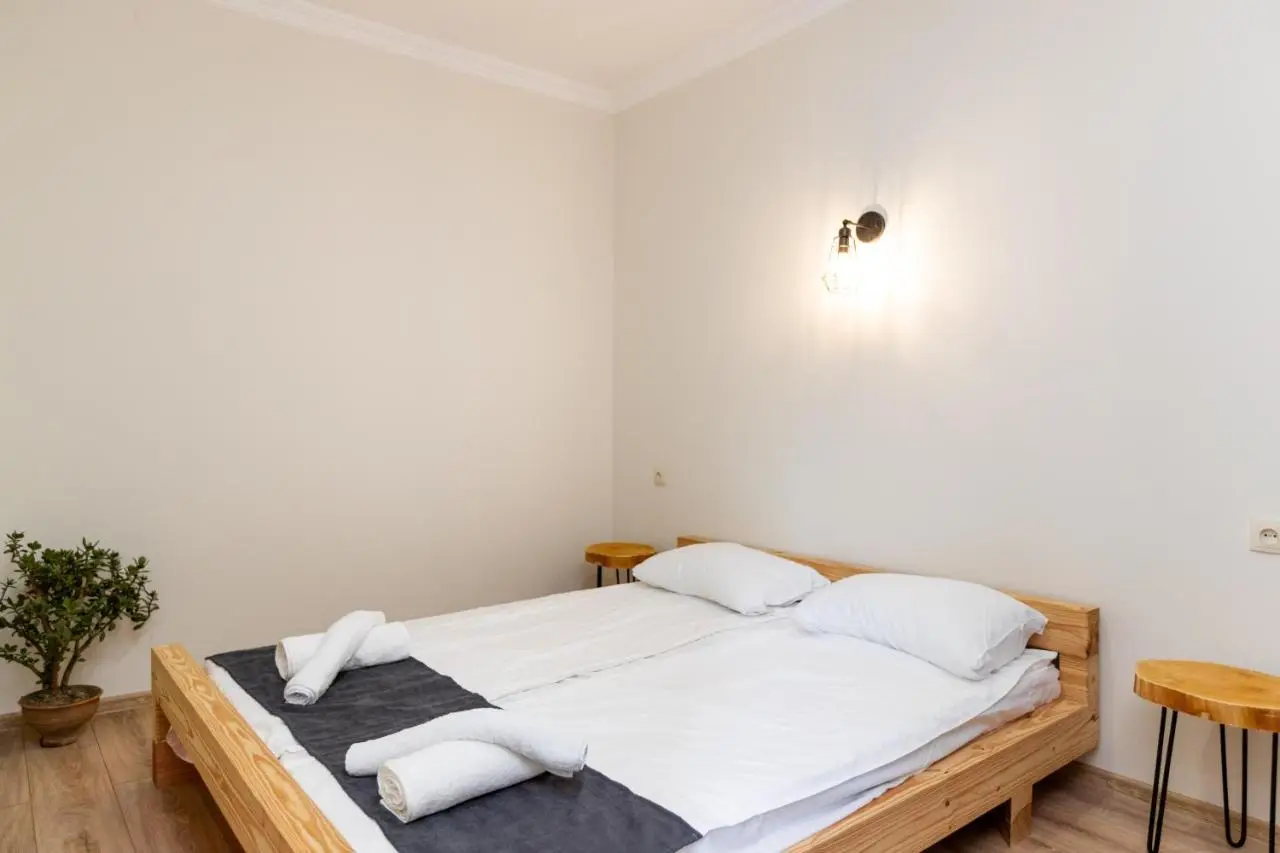 Giorgi's apartment