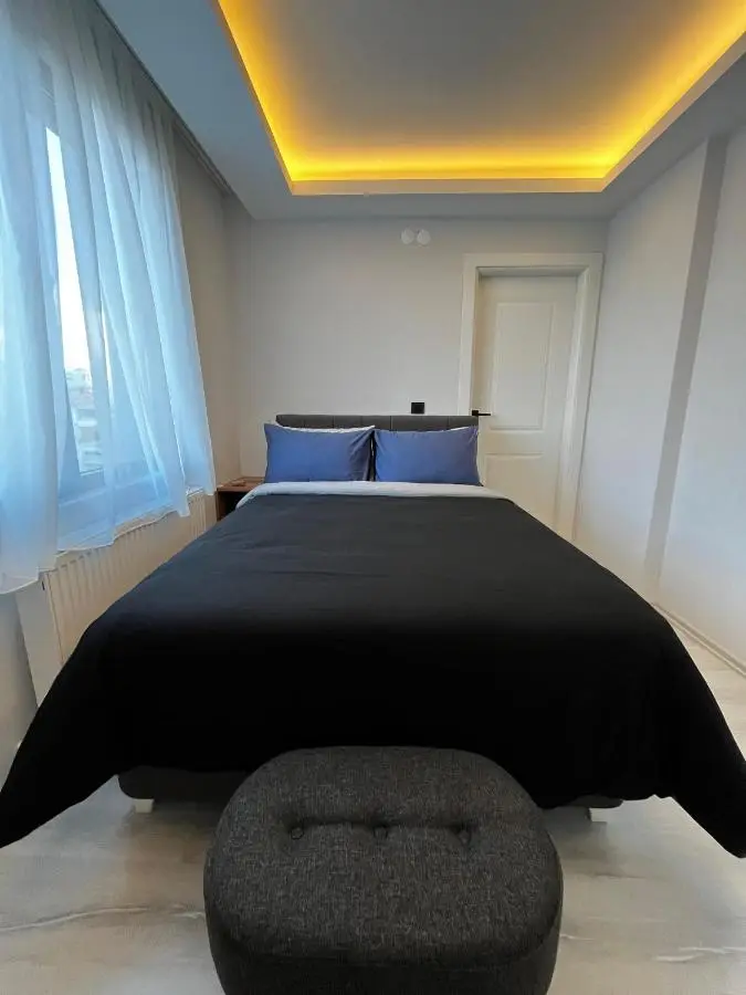 Lighthouse Suite