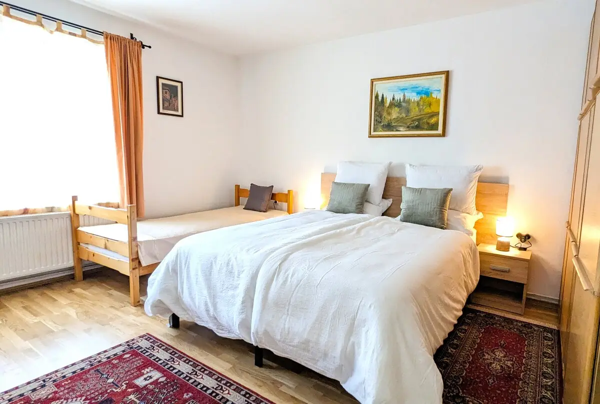 Simple Apartment Near City Center