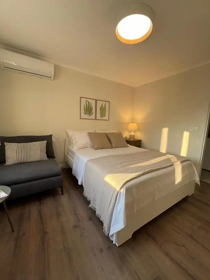 Anna's Blloku Apartment