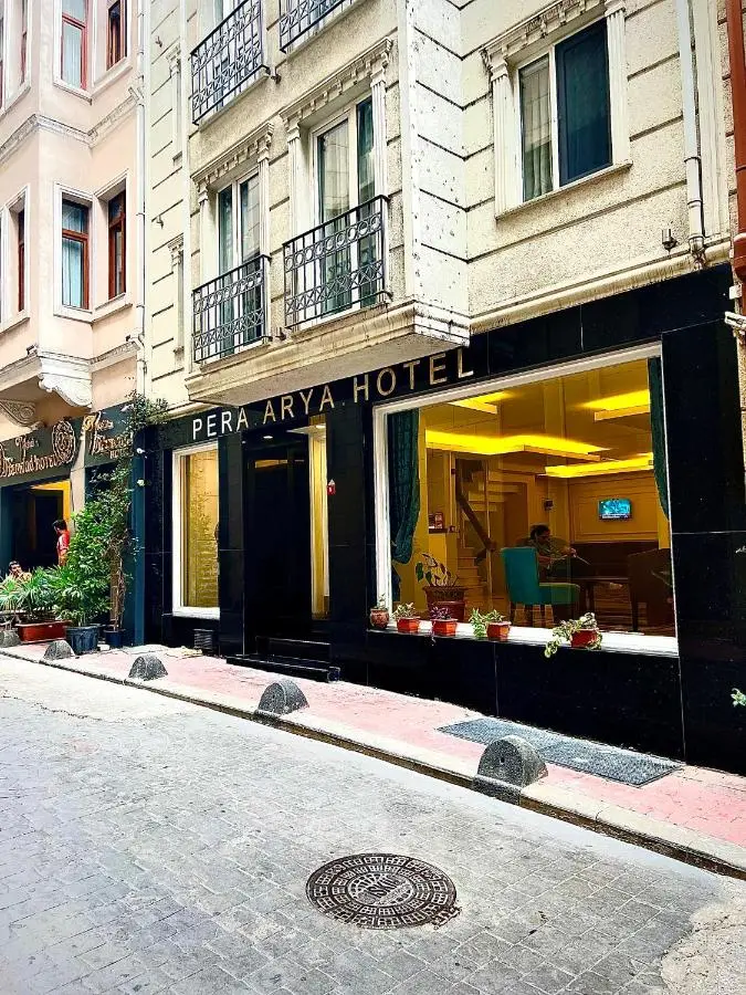 Pera Arya Hotel