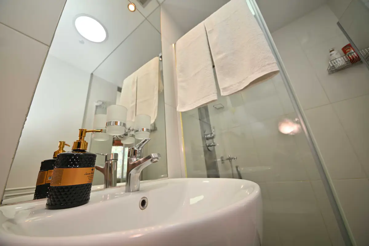 Charming Room Old Town Sarajevo- Free Parking