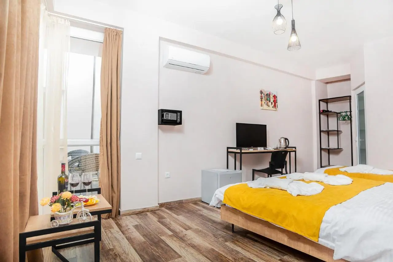 Diuma Hotel