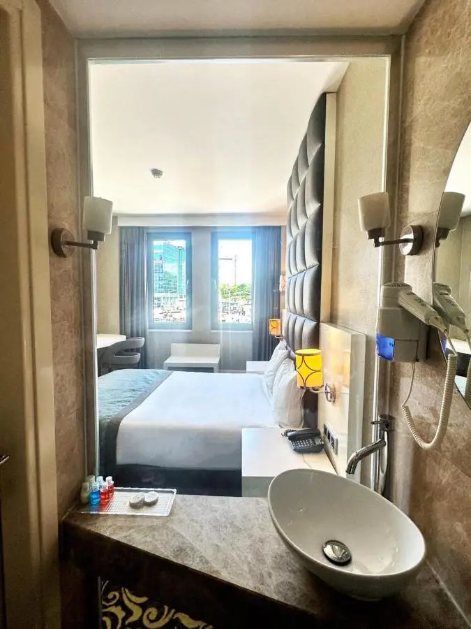 Taksim Line Hotel