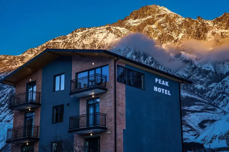 Peak Hotel Kazbegi