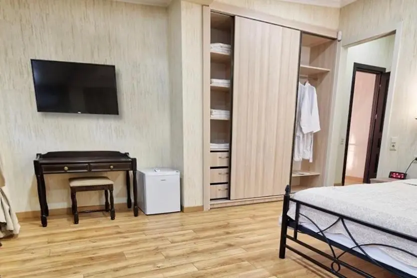 Q&B Boutique House