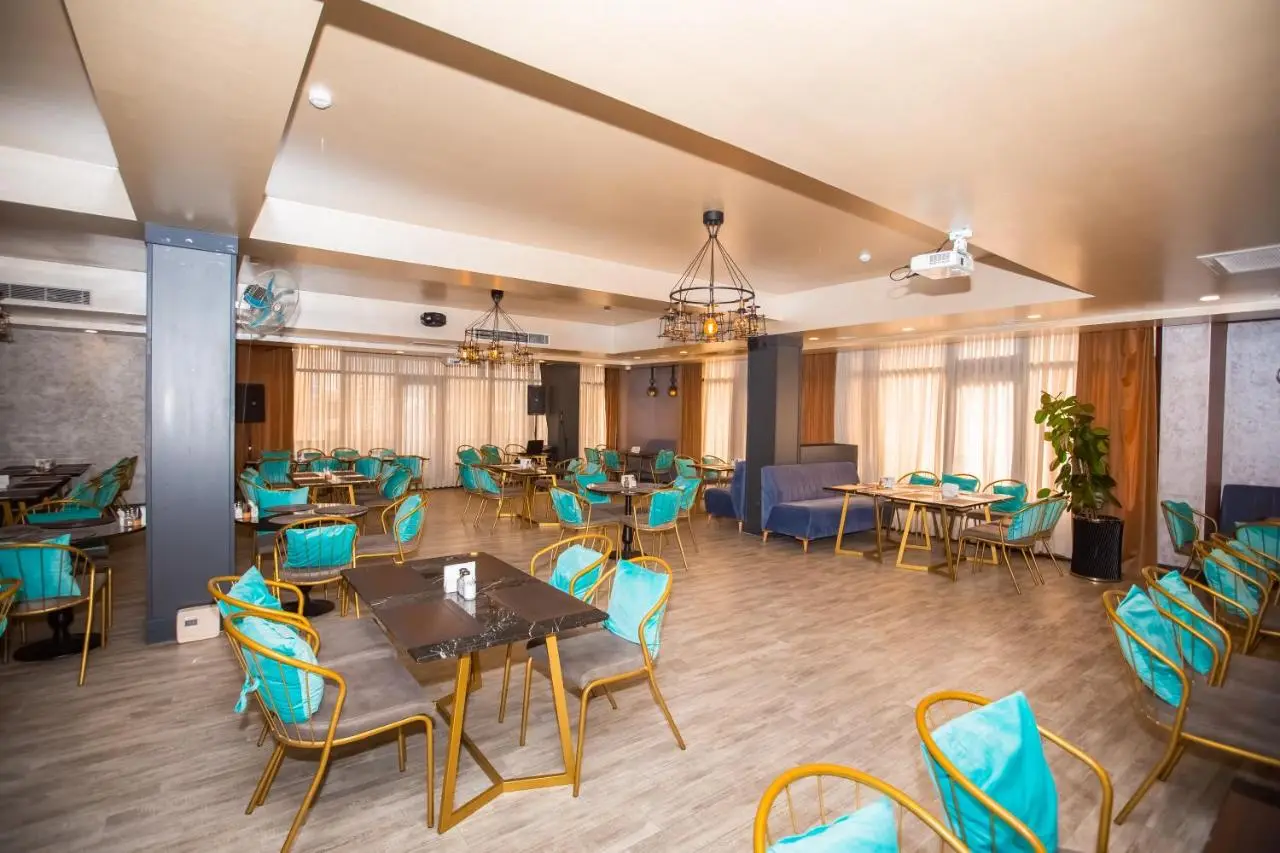 Premium Park Hotel