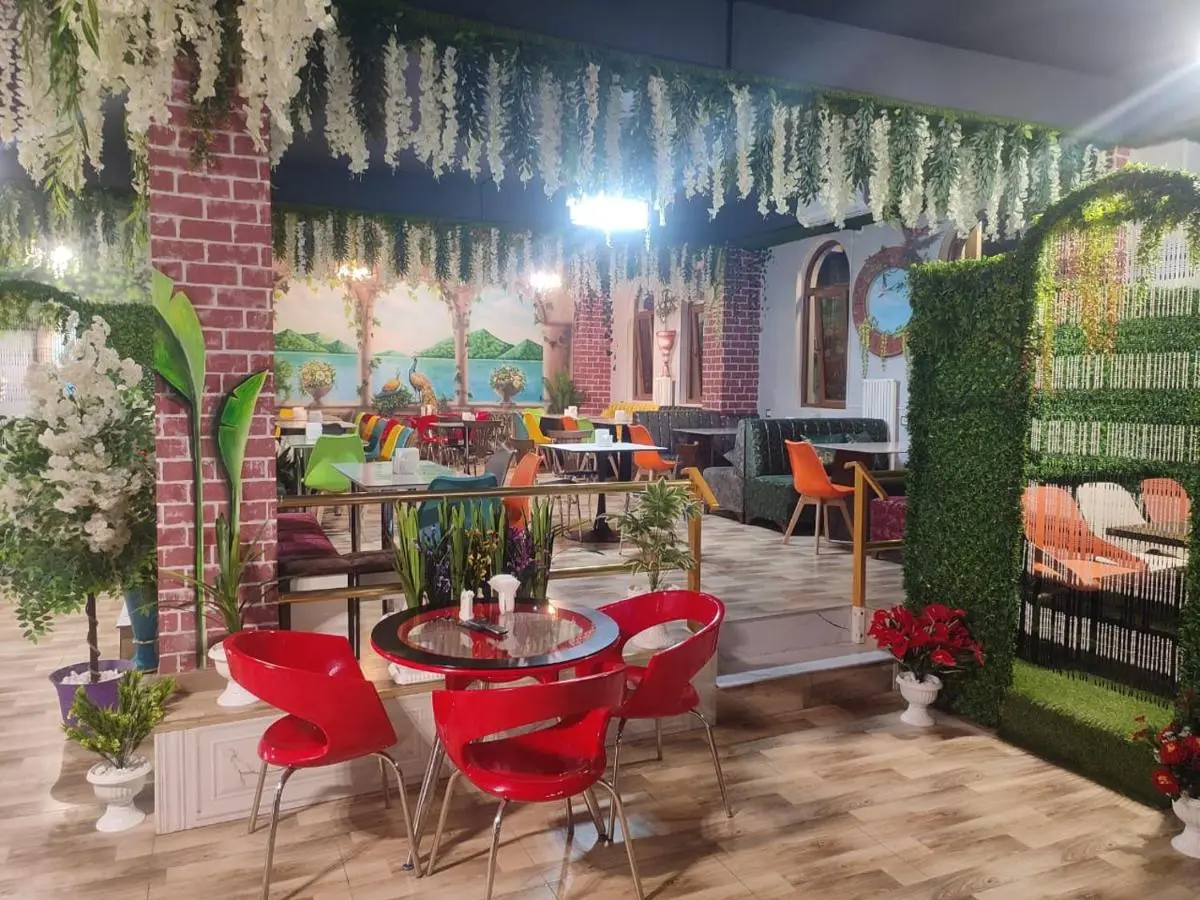 Delfin Hotel Restoran Spa Ganja Ailəvi