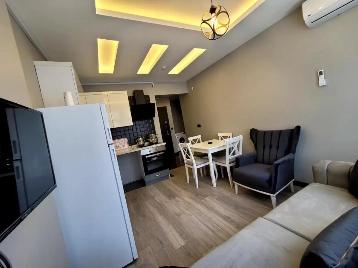 Levent Apart