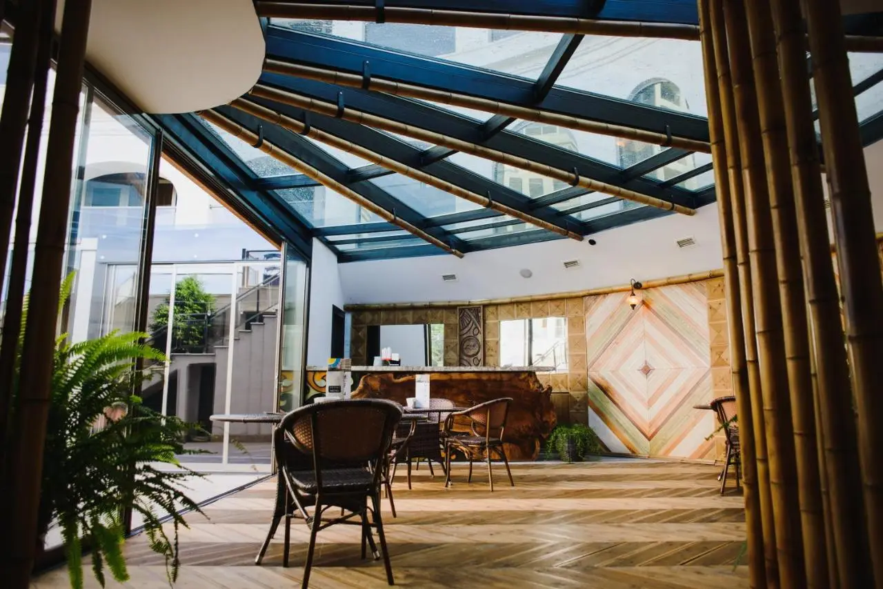 Colosseum Marina Hotel