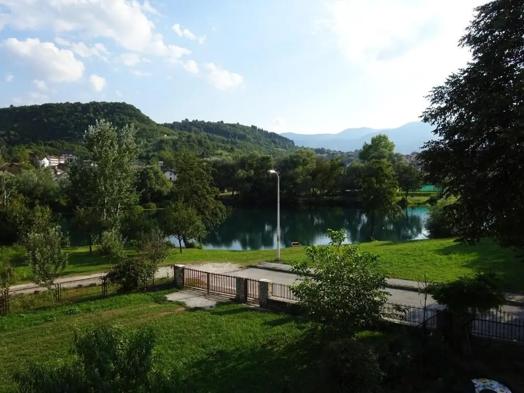 Apartment overlooking Una