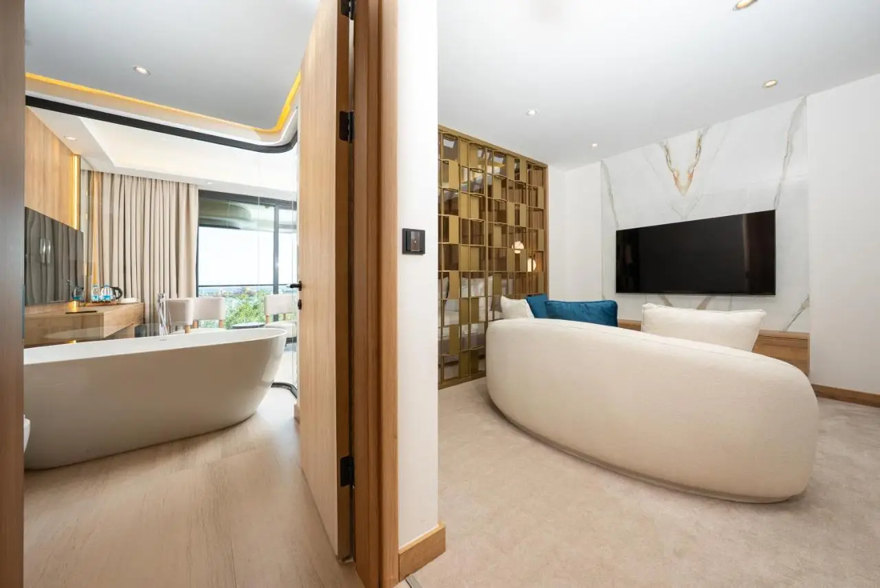 Premier Lounge Hotel
