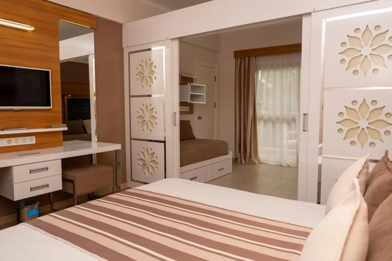 Holiday Village Türkiye