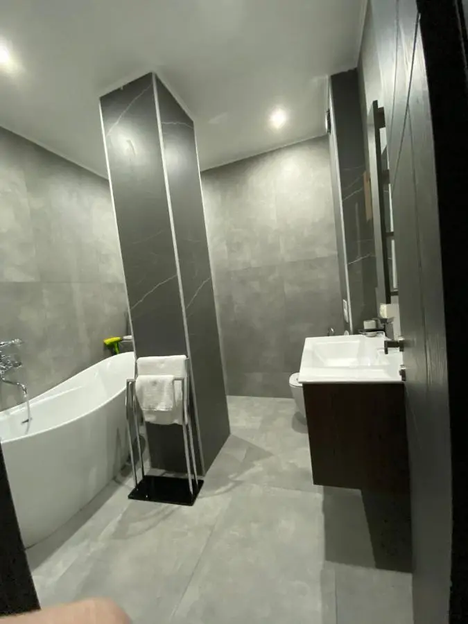 APARTMENT SIXTEEN