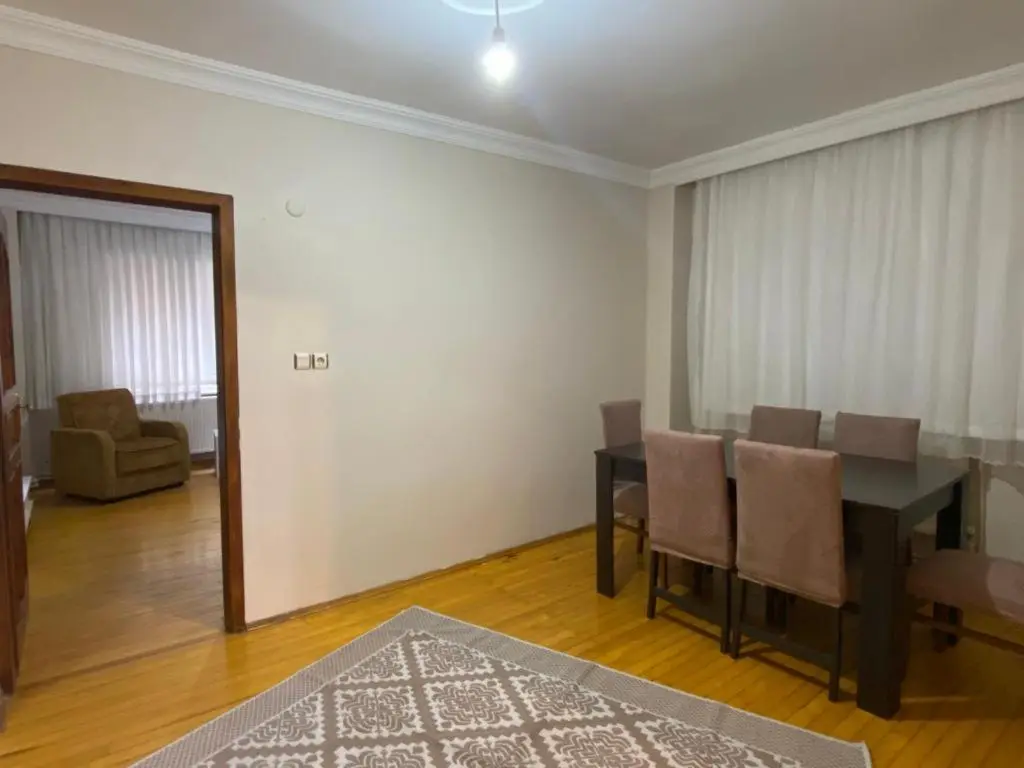 2 bedrooms central area located appartment 2 floor