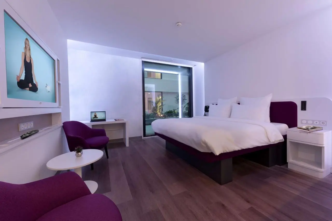 YOTELAIR Istanbul Airport, Duty free - International Transit area