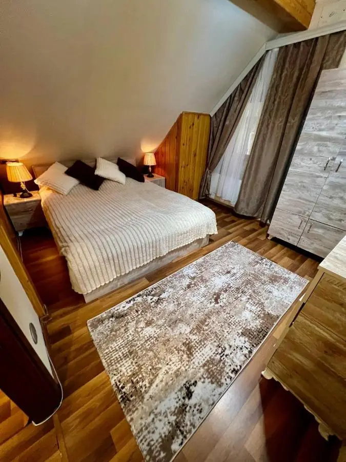 Luxury Apartment with Large Terrace & Park View on Nizami str