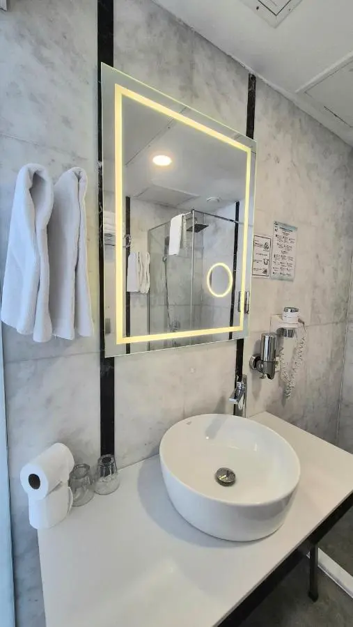 Azade Suites