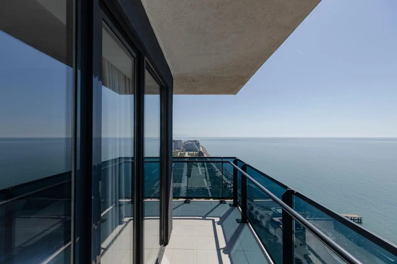 The SPOT apartments - Orbi Beach Tower