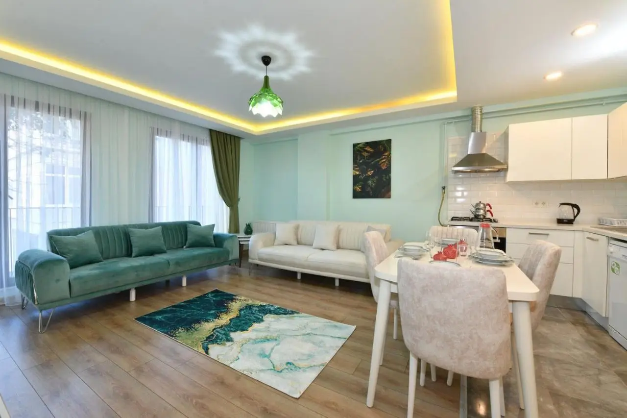 Kardes Apartment