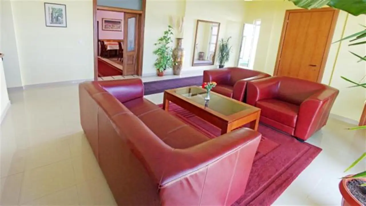 Motel Aura