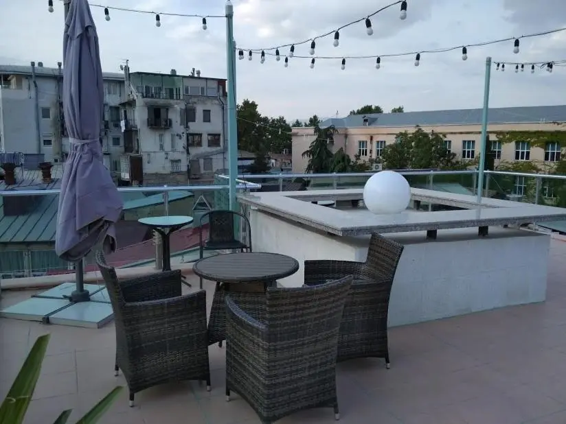 Tbiliseli Inn