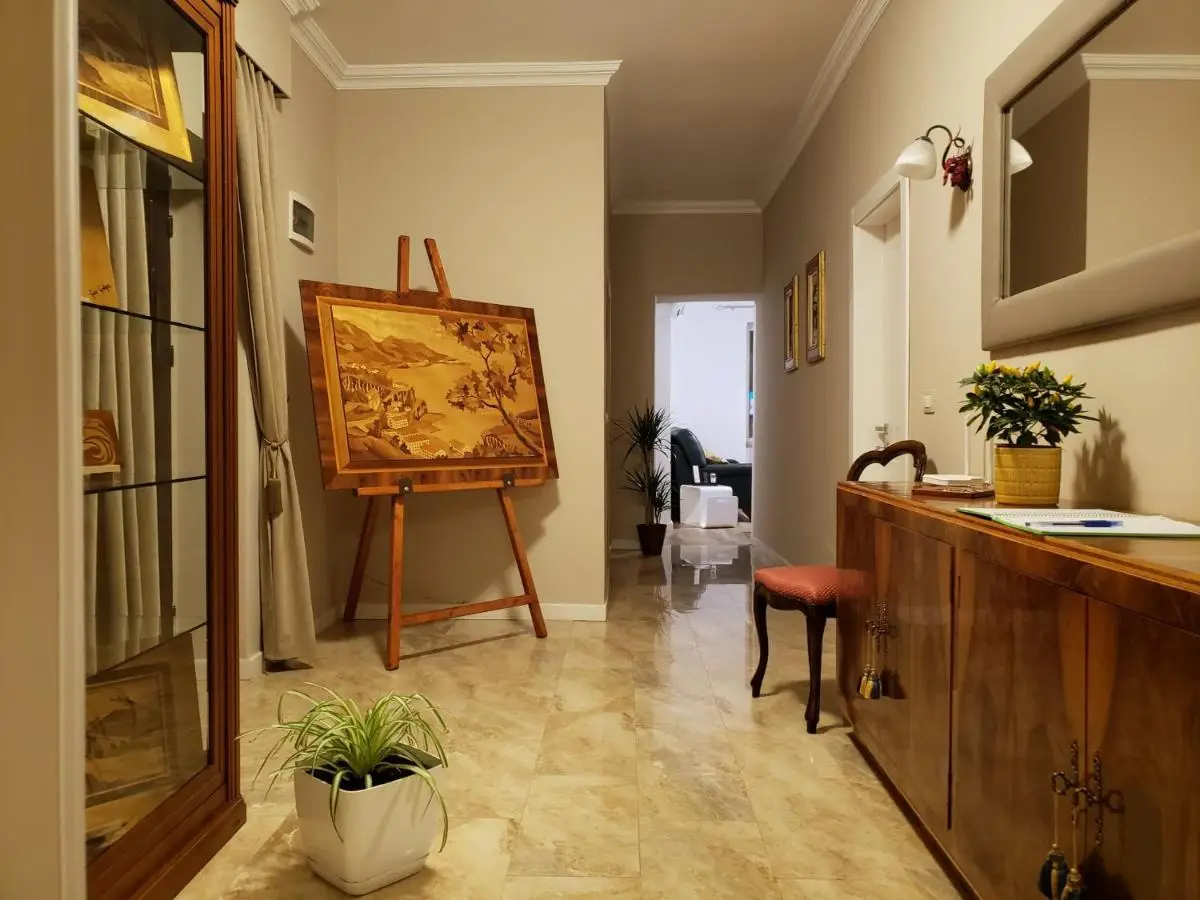 Art Gallery Apartments Tirana 1