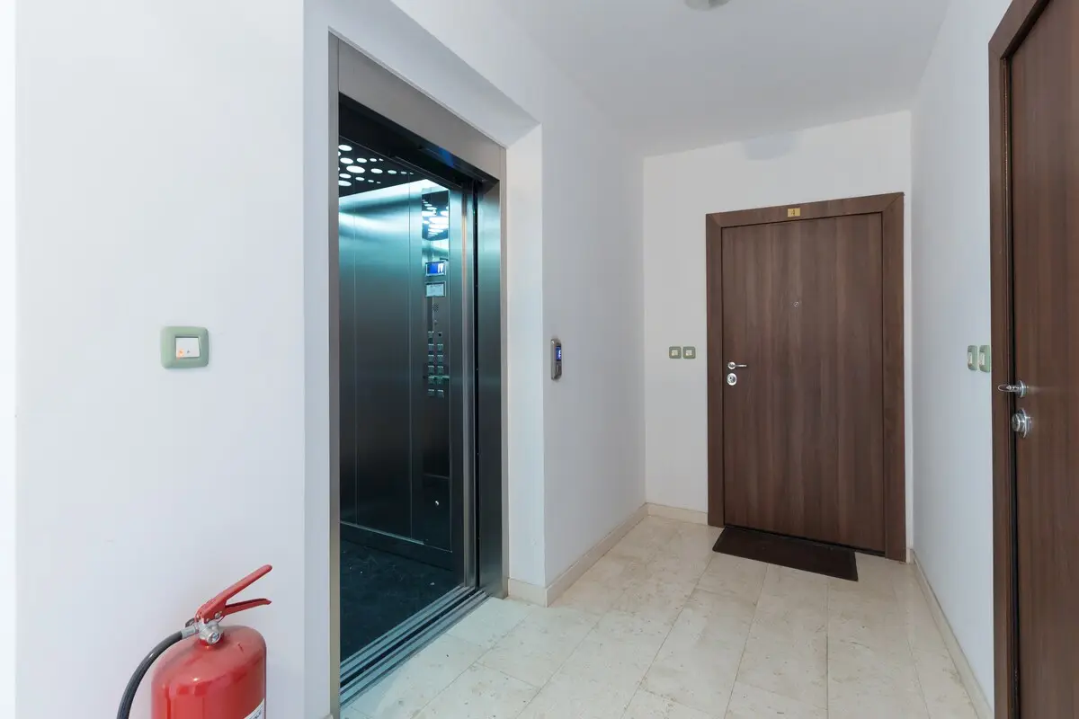 Merak - Two bedroom apartment + Free parking