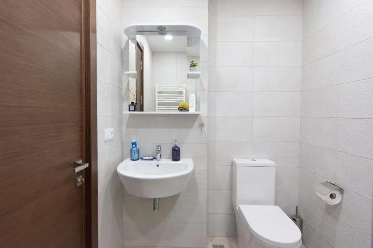 GG Home - new, cozy 2 bedroom apartment on 16th floor