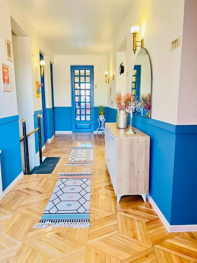 Pirosmani Boutique Aparthotel