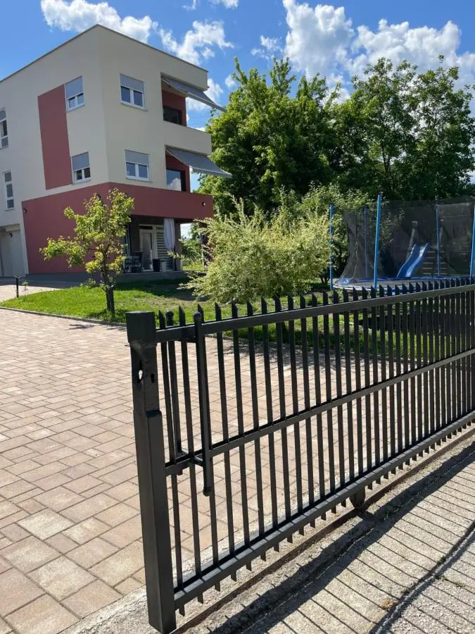 Apartment Vila Tara