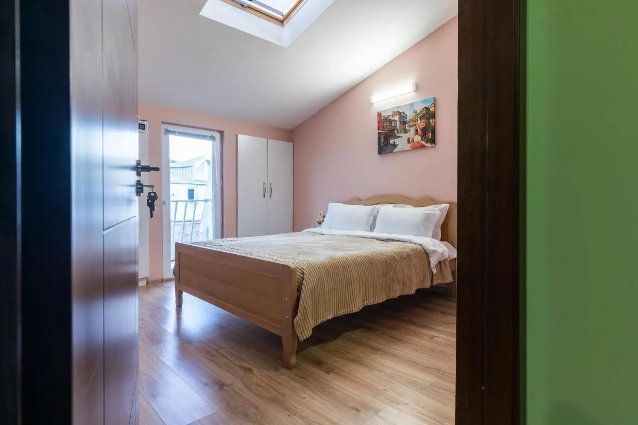 HB apartments Laghidze