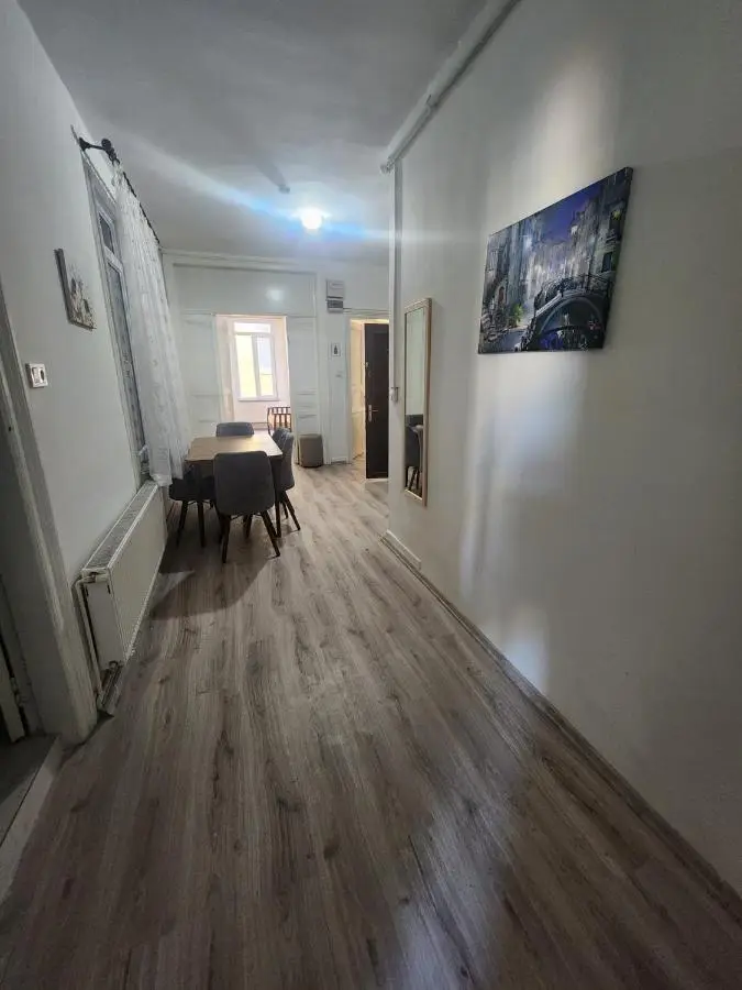 Nostalgia Apartment