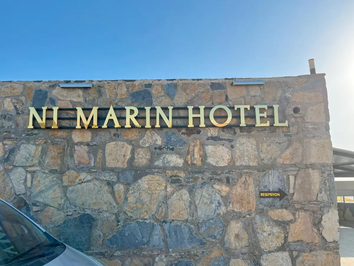 Ni Marin Hotel