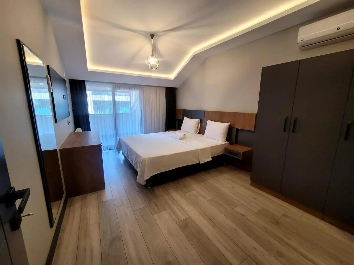 Levent Apart