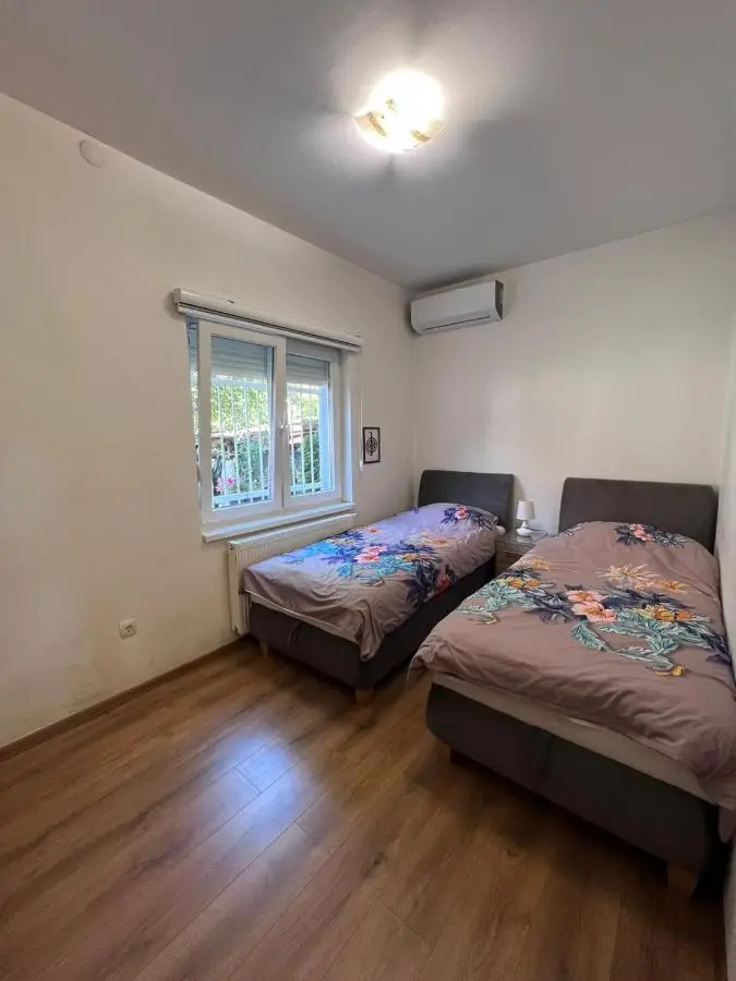 Oasis Royal Apartments
